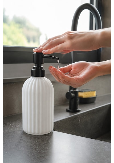 Vovy Çizgili Cam Sabunluk 500 Ml Siyah Pompalı Modern Sıvı Sabun Ve Deterjan Dispenseri - 18,5 Cm X 7 Cm Beyaz