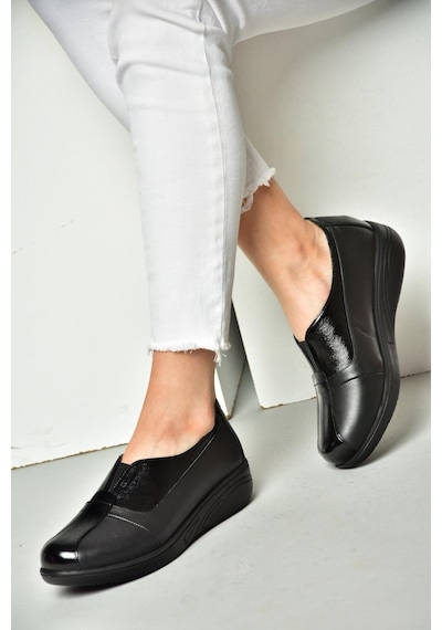 Fox Shoes P555070503 Siyah Hakiki Deri Comfort Ortopedik Taban Kadın Ayakkabı Siyah