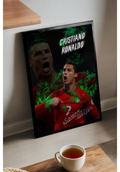 Cristiano Ronaldo Siyah Ahşap Çerçeveli Poster, Dekoratif Futbol Duvar Tablosu