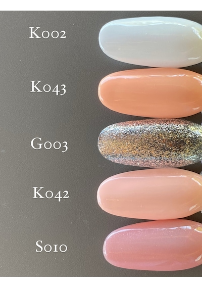 Momo Professional Kalıcı Oje K042 Açık Somon 14 Ml
