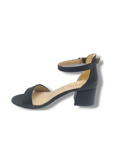 Selfie 4601-26 Cilt Tek Bant Orta Topuk Fashion Kadın Sandalet 5,5cm Siyah