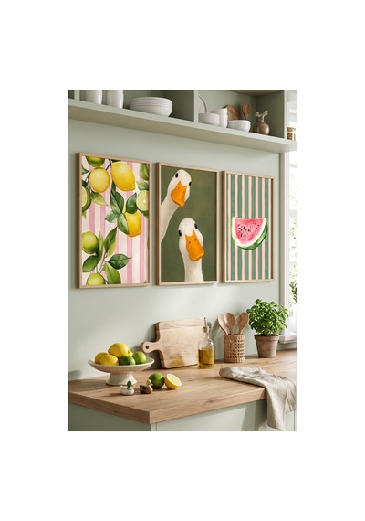 Doğal Ahşap Çerçeveli Yeşil Pembe Limon Temalı Duvar Tablosu 3 Lü Set Ördek Ve Meyve Desenli Modern Dekorasyon Kabartma Görünümlüdür Bej Doğal Ahşap Çerçeveli Yeşil Pembe Limon Temalı Duvar Tablosu 3 Lü Set Ördek Ve Meyve Desenli Modern Dekorasyon Kabartma Görünümlüdür Bej