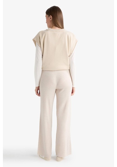 Defacto Regular Fit Basic Düz Beli Lastikli Düz Paça Triko Pantolon D6912ax25wnbg300 Bej-bg300 Defacto Regular Fit Basic Düz Beli Lastikli Düz Paça Triko Pantolon D6912ax25wnbg300 Bej-bg300