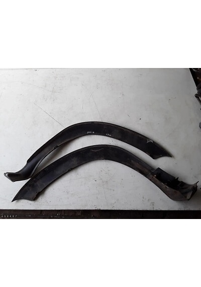 Dacia Duster 2009 Yılında Çıkan Kasa Ön Tampon Dodik Plastiği Kısa Sağ Oem No: 960169632r