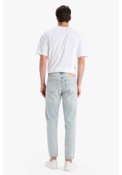 DeFacto %100 Pamuk 90's Slim Fit Dar Kalıp Yüksek Bel Dar Paça Jean Yıkamalı Pantolon F3903AX25SMNM39