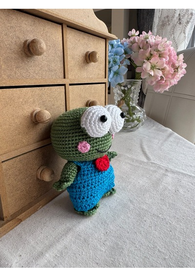 Amigurumi Keroppi Oyuncak 15 Cm