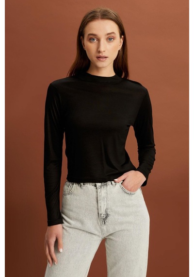 Alexandergardı Uzun Kollu Dik Yaka T-shirt B22-378a 001