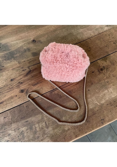 Nova Design Pembe Renkli Gümüş Zincirli Peluş Gizli Burslu Kadın Çantası