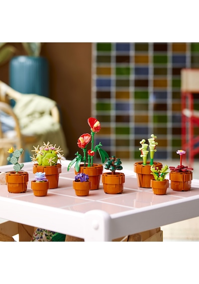 LEGO® Botanicals Minik Bitkiler 10329 – Yetiskinler için Farkli Türlerde 9 Bitki Içeren Yapay Çiçek Modeli Yapim Seti (758 Parça)