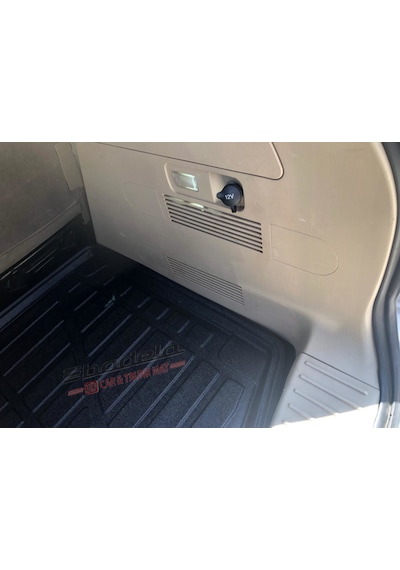 Ford C-max 2005-2006 Arası 3d Kauçuk Kokusuz Bagaj Havuzu