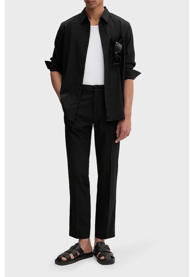 Calvin Klein Regular Fit Göğüs Cepli Gömlek Lv04lf108gub1 Erkek Gömlek Lv04lf108g Ub1 Siyah SİYAH Calvin Klein Regular Fit Göğüs Cepli Gömlek Lv04lf108gub1 Erkek Gömlek Lv04lf108g Ub1 Siyah SİYAH