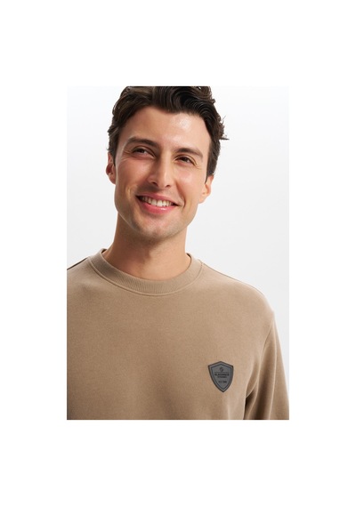 AR-MA Arma Erkek Regular Fit Karbon Fırçalı Selanik Kumaş Bisiklet Yaka Süs Etiketli Sweatshirt Kazak K30124698802 Füme - Gri AR-MA Arma Erkek Regular Fit Karbon Fırçalı Selanik Kumaş Bisiklet Yaka Süs Etiketli Sweatshirt Kazak K30124698802 Füme - Gri