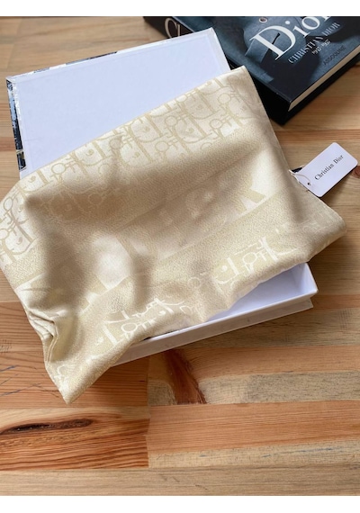 Miorel Scarfs Cd Desen Kaşmir İpek Şal Scarfs Cashmere Shawl Hijab Yeni Sezon Krem