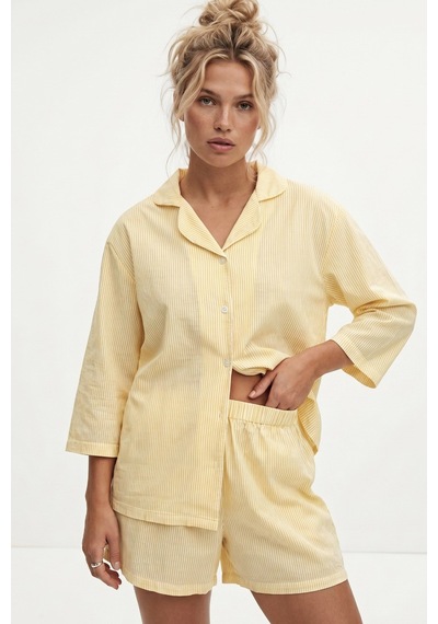Siyah İnci Düğmeli İnce Soft Örme Şortlu Pijama Takımı 8054 sari