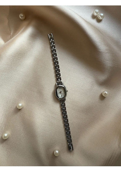 Retro Minimal Boncuk Kordon Vintage Kadın Kol Saati Gümüş