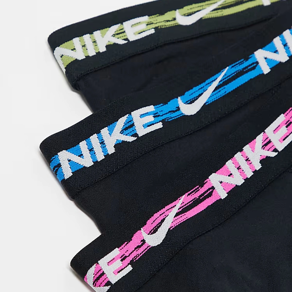 Nike Dri Fit Ultra Stretch 3 Pack Micro 3 Lü Paket Kısa Boxer Siyah 3 Renk Bantlı Siyah