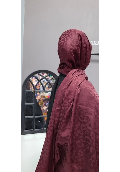 Aminenesil Leopar Desen Aerobin Şal Bordo Renk