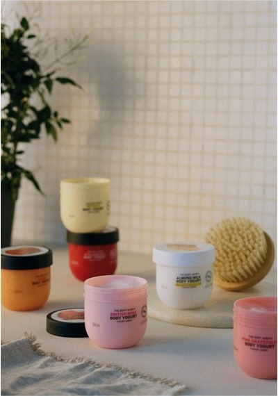 The Body Shop Strawberry Body Yogurt 200ml