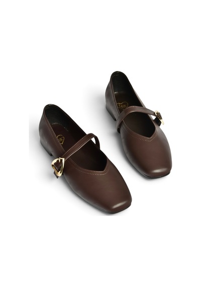 Fox Shoes Y726632609 Kahverengi Kalp Toka Detaylı Kadın Babet