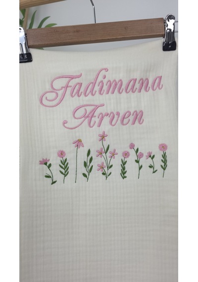 Gros Shop Müslin Yeni Doğan 4katlı Organik %100pamuk Kişiye Özgü Nakışlı Hastane Çıkış Seti Çoklu Papatya Ekru