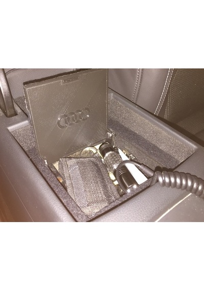 Audi A5 B8 Kol Dayama İç Kaplaması Kapaklı
