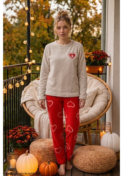 Siyah İnci Krem Nakışlı Üst Wellsoft Alt Polar Kışlık Örme Pijama Takım 26221707 Siyah İnci Krem Nakışlı Üst Wellsoft Alt Polar Kışlık Örme Pijama Takım 26221707