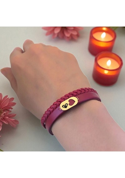 Archin Anne Sevgisi Temalı Kalp Figürlü 14 Ayar Altın Plakalı Doğal Bordo Derili Hediye Bileklik-559sembol Anne Sevgisi Temalı Archin Anne Sevgisi Temalı Kalp Figürlü 14 Ayar Altın Plakalı Doğal Bordo Derili Hediye Bileklik-559sembol Anne Sevgisi Temalı