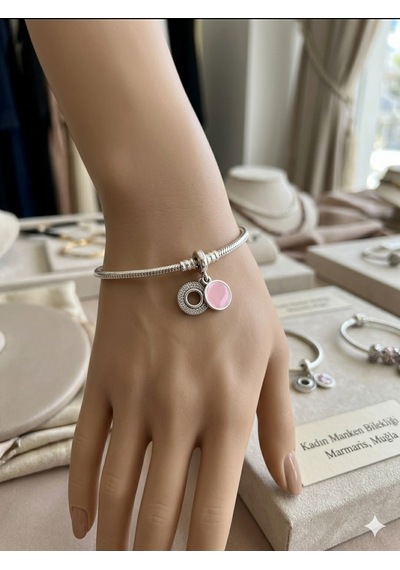 Kadın Pembe Renk Taşlı Gümüş Charm