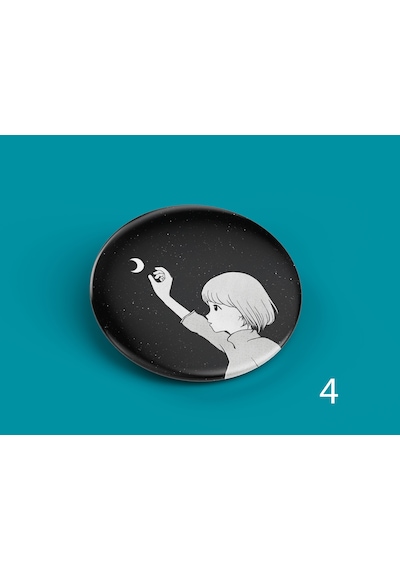 58 Mm Buton Açacaklı Anahtarlık Yuvarlak Baskılı Anahtarlık Ay Tutan Kadın Çok Renkli
