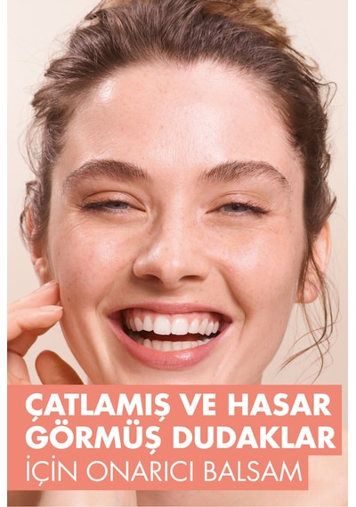 Cicalfate Çatlamış Ve Kurumuş Dudaklar İçin Onarıcı Ve Nemlendirici Dudak Kremi 10 Ml