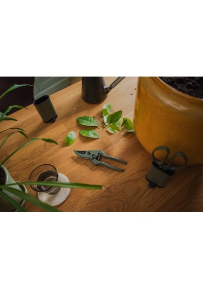 Fiskars Bitki Ve Çiçek Makası Tutuculu