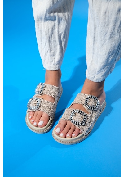 Luvishoes Dungeon Bej Örme Çift Bantlı Taş Tokalı Kadın Terlik Bej