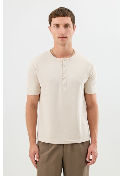 Antioch Pamuklu Düğmeli Yaka T-shirt Bej