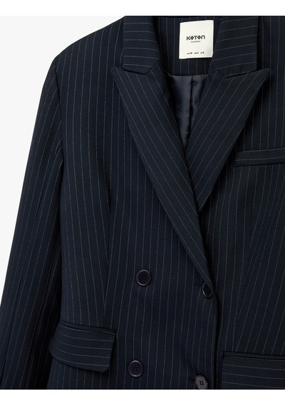 Koton Kruvaze Yaka Uzun Kollu Düğmeli Cep Detaylı Çizgili Blazer Ceket Lacivert Çizgili 6sak50073uw Koton Kruvaze Yaka Uzun Kollu Düğmeli Cep Detaylı Çizgili Blazer Ceket Lacivert Çizgili 6sak50073uw