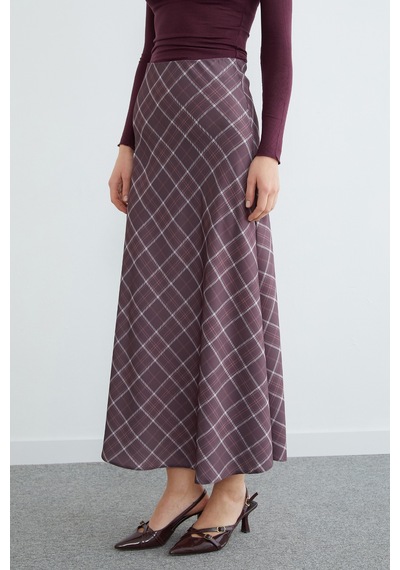 Fullamoda Ekose Desenli Maxi Boy Saten Etek Kahve
