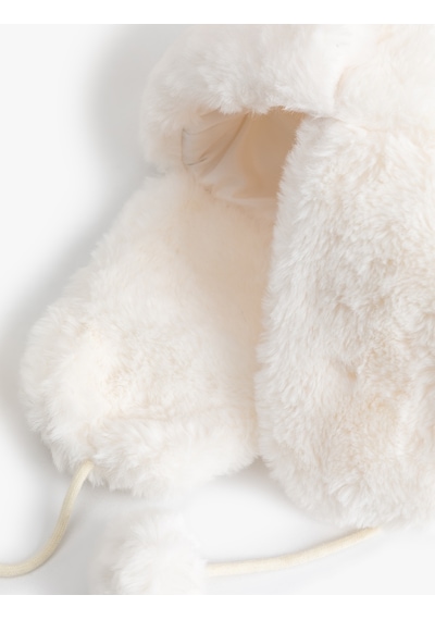 Koton Ponpon Detaylı Kulaklı Peluş Şapka Ekru 6wkg40001aa Ekru