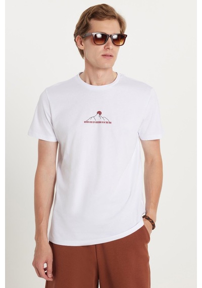 Tudors Erkek Slim Fit Dar Kesim %100 Pamuk Yumuşak Dokulu Baskılı Beyaz Bisiklet Yaka Tişört-35398 Beyaz Tudors Erkek Slim Fit Dar Kesim %100 Pamuk Yumuşak Dokulu Baskılı Beyaz Bisiklet Yaka Tişört-35398 Beyaz