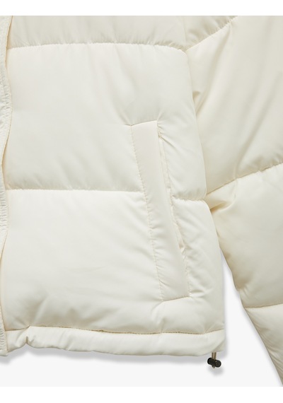 Koton Kapüşonlu Fermuarlı İçi Peluş Çıtçıt Düğmeli Cepli Şişme Mont Kırık Beyaz 6wal20054ıw Ekru Koton Kapüşonlu Fermuarlı İçi Peluş Çıtçıt Düğmeli Cepli Şişme Mont Kırık Beyaz 6wal20054ıw Ekru