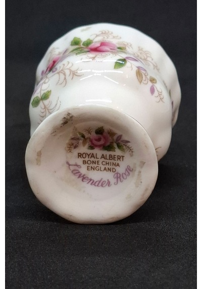 Lavender Rose Bone China Antika Yumurtalık 7.5x5 Cm 4 Adet Beyaz