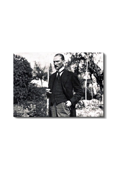 Kanvas Tablo Atatürk Bahçede Bastonlu Duruş Atatürk Tablosu Ev Ofis Duvar Dekoru 1