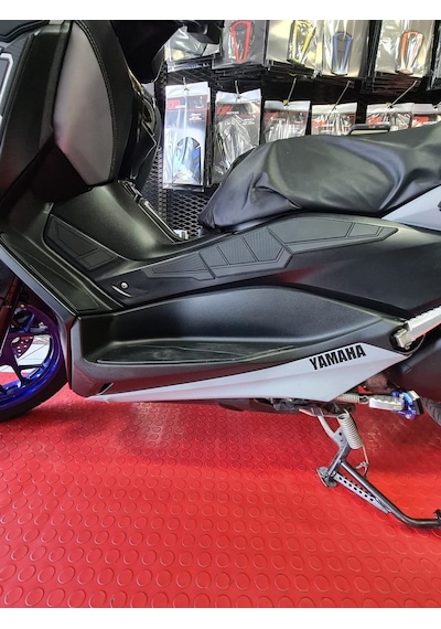Yamaha Xmax 2018/2022 Grenaj Kauçuk Koruma Ped