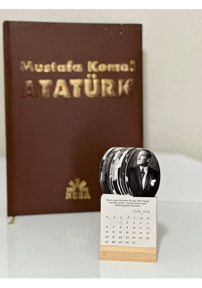 2026 Atatürk Takvimi Ahşap Ayaklı Atatürk Temalı Mini Özel Tasarım Takvim, Atatürk 2026 Takvim