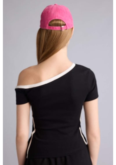 Defacto Crop Top Kayık Yaka Baskılı Ribana Kısa Kollu Tişört G9406ax26spbk81 Siyah-bk81