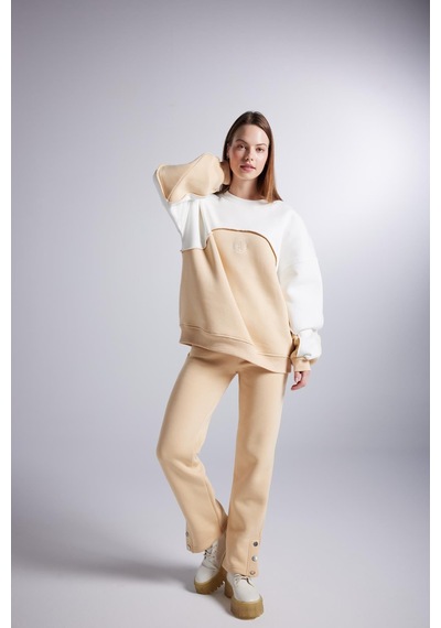 Holly Lolly Şardonlu 3 İplik Kumaş Logolu Oversize Nola Sweatshirt Bej