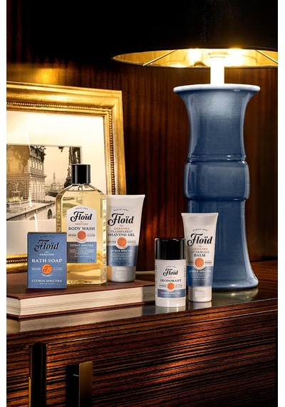 Lexroo Köpürmeyen Şeffaf Yapısı İle Tıraş Bölgesinin Görülmesini Sağlayan Tıraş Jeli 150 Ml.