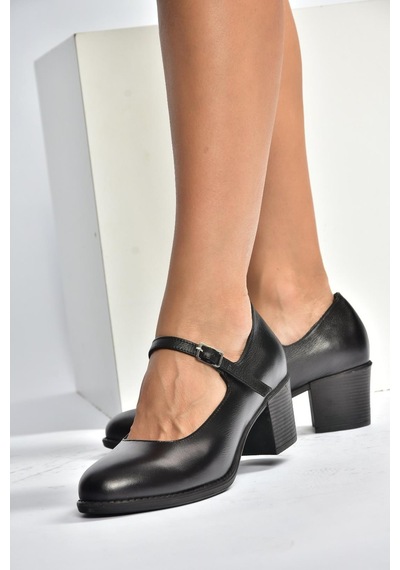 Fox Shoes V468297203 Siyah Hakiki Deri Kalın Topuklu Kadın Ayakkabı Siyah