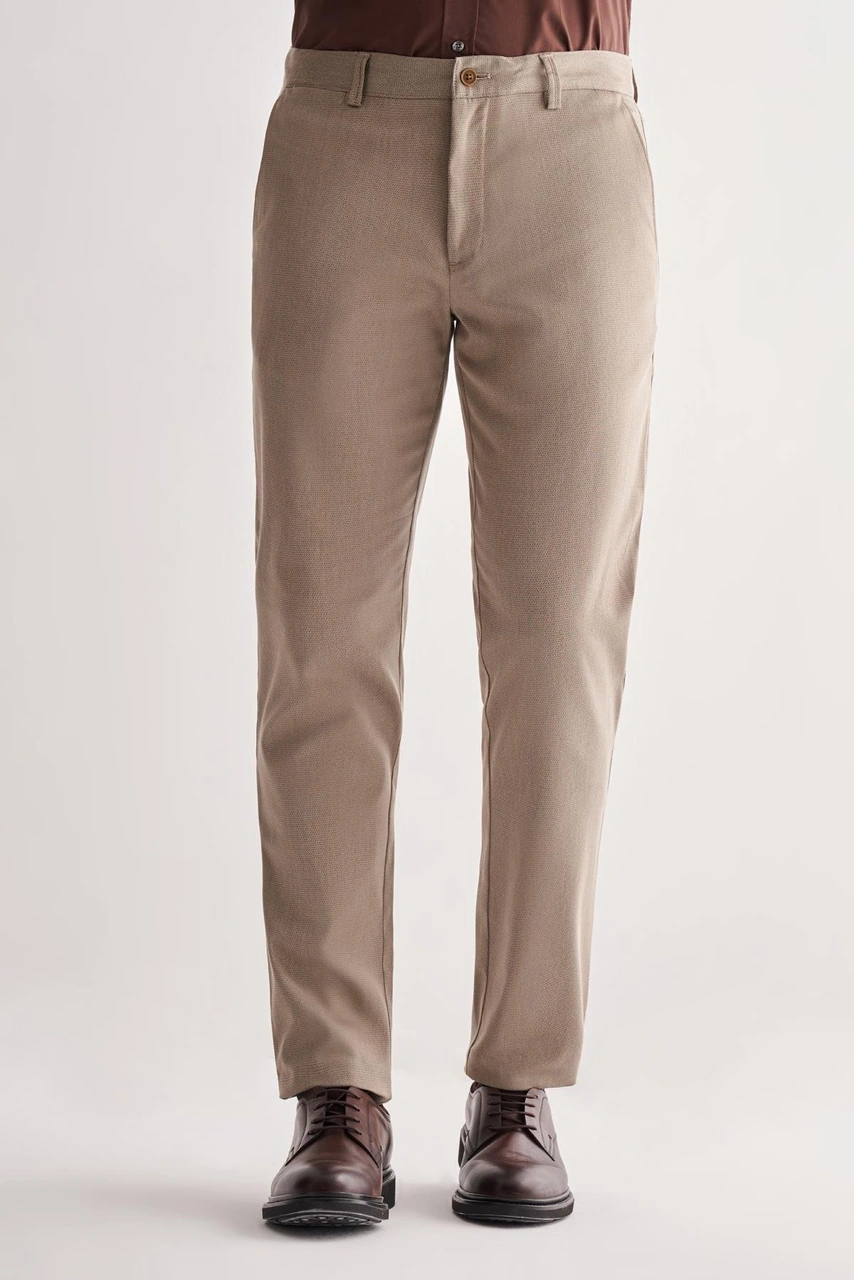 İmza Koyu Bej Yan Cep Düz Paça Pamuklu Comfort Fit Chino Casual Pantolon 1003255166 KOYU BEJ İmza Koyu Bej Yan Cep Düz Paça Pamuklu Comfort Fit Chino Casual Pantolon 1003255166 KOYU BEJ