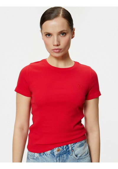 Koton Basic Tişört Bisiklet Yaka Kısa Kollu Pamuklu Slim Fit Kırmızı 4sak50445ek 4SAK50445EK401 Kırmızı Koton Basic Tişört Bisiklet Yaka Kısa Kollu Pamuklu Slim Fit Kırmızı 4sak50445ek 4SAK50445EK401 Kırmızı