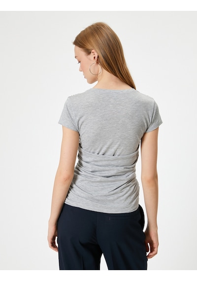 Koton Kolej Tişört Baskılı Kruvaze Yaka Büzgü Detaylı Slim Fit Viskon Karışımlı Gri Melanj 4sal11026ık Gri Melanj Koton Kolej Tişört Baskılı Kruvaze Yaka Büzgü Detaylı Slim Fit Viskon Karışımlı Gri Melanj 4sal11026ık Gri Melanj