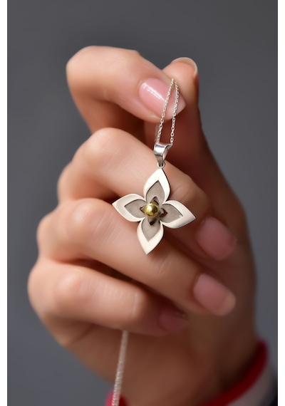 Papatya Silver 925 Ayar Gümüş Rodyum-Gold Kaplama Lilyum Çiçeği Kolye